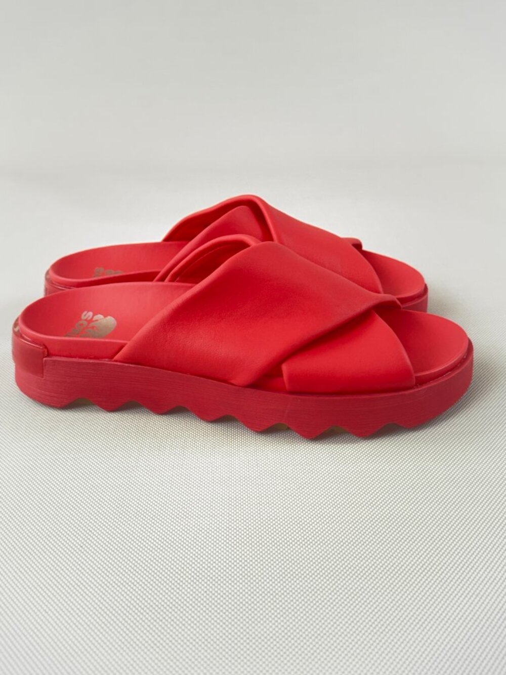 SOREL Viibe Crisscross Slide Sandals Size 10 Women Red Leather Strap NWOT - Picture 5 of 16